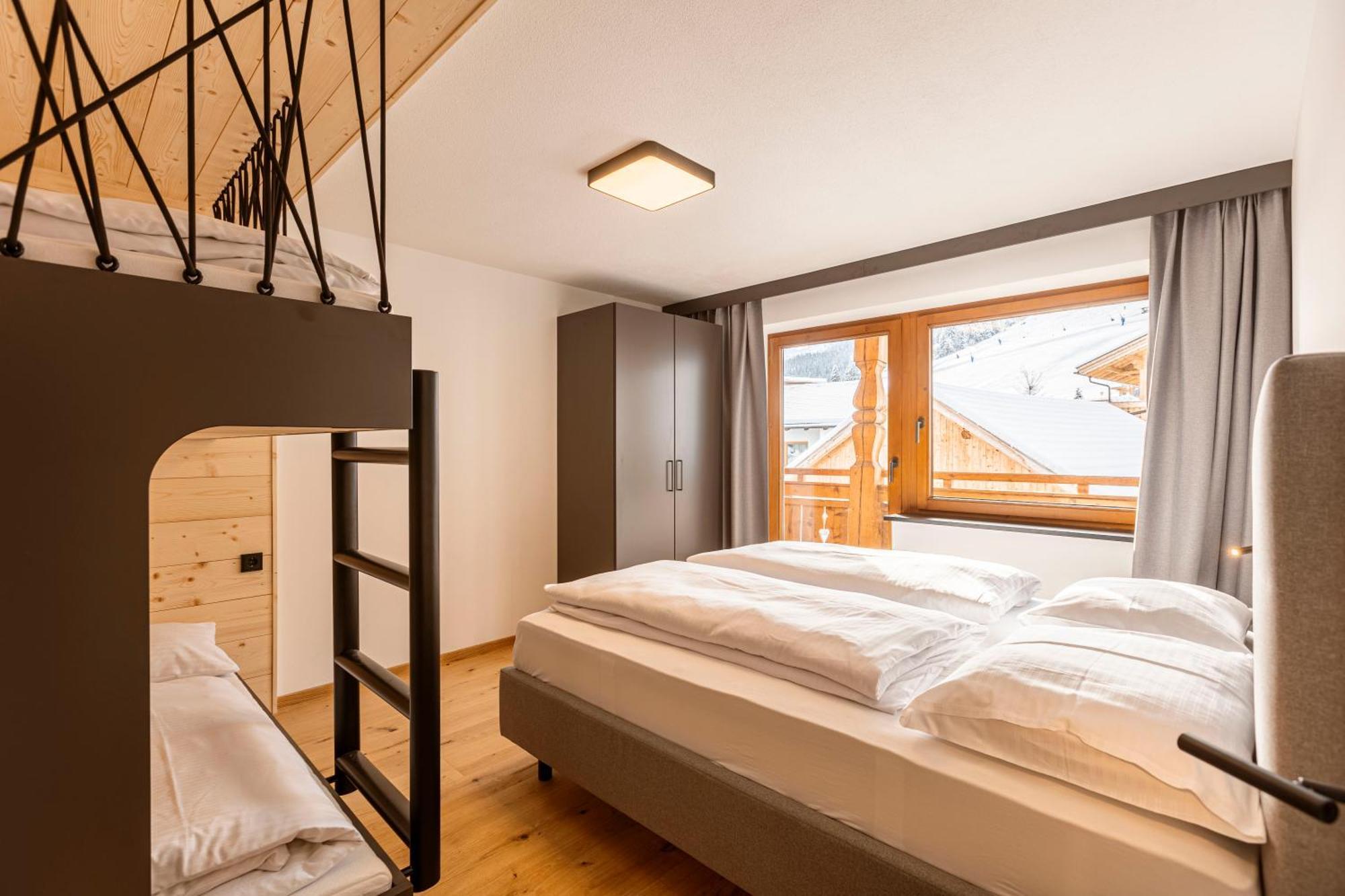 Zugspitz Suites Lermoos By Alps Resorts Exteriör bild