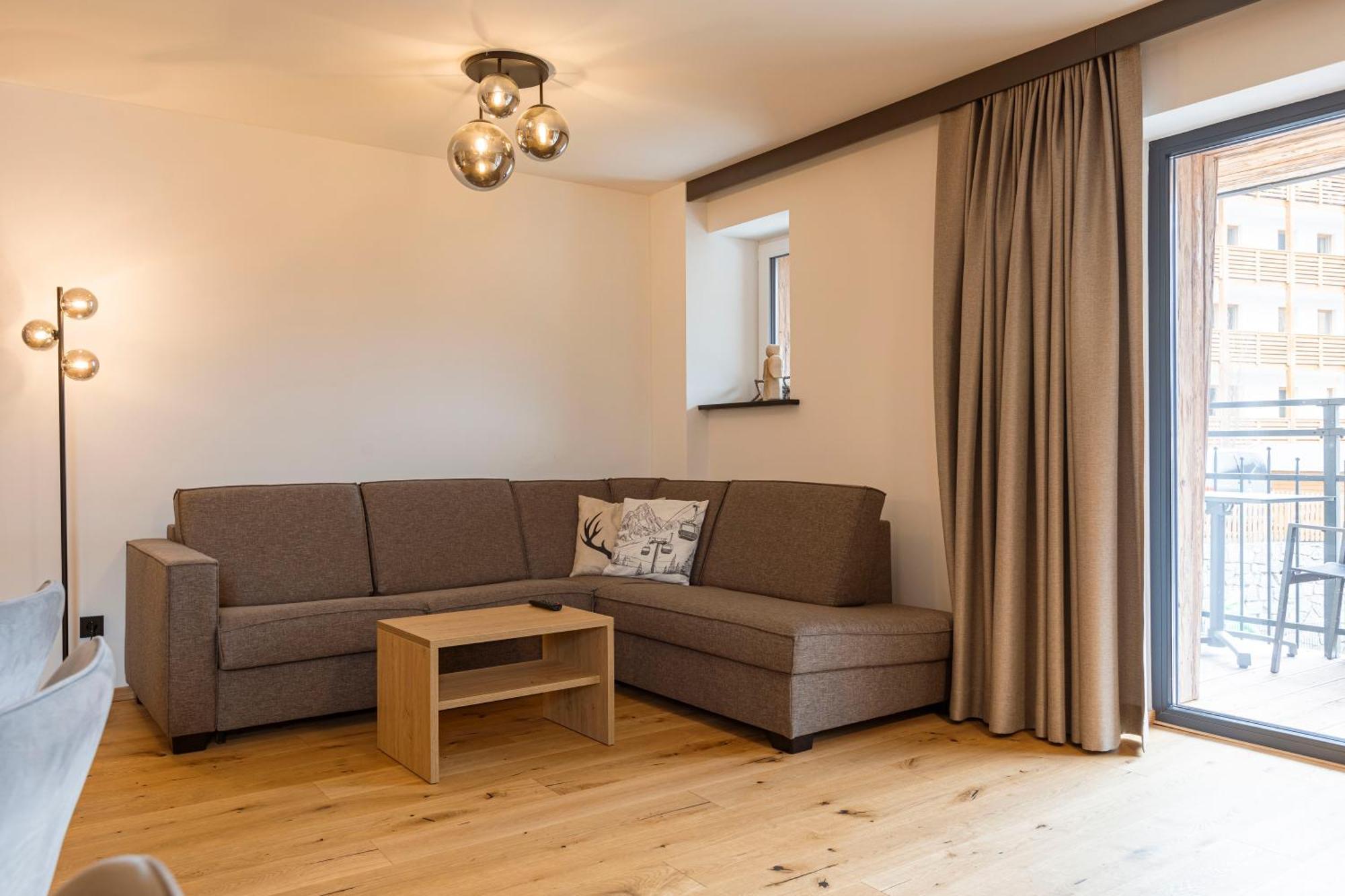 Zugspitz Suites Lermoos By Alps Resorts Exteriör bild